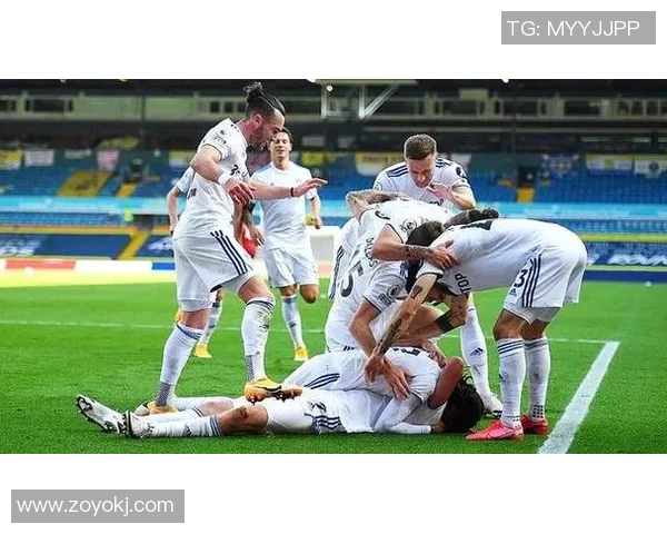 足球明星们的霸气庆祝动作盘点让你领略激情与风采的完美结合